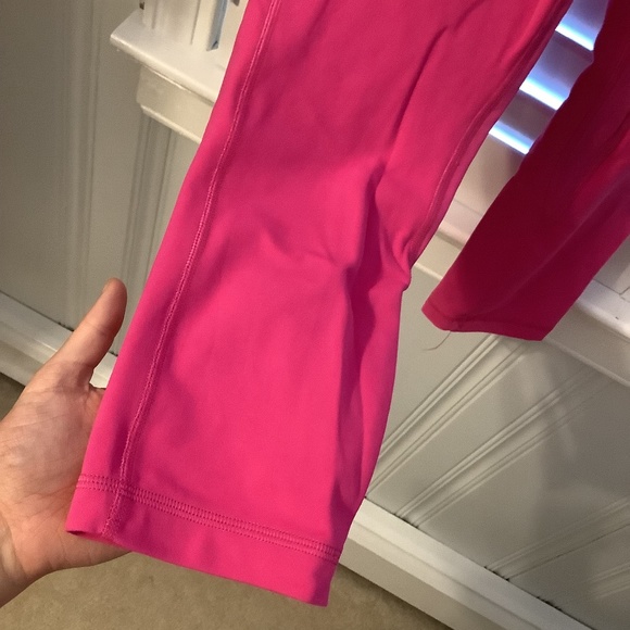 COPY - *SONIC PINK* LULULEMON LEGGINGS NWOT - Picture 4 of 5